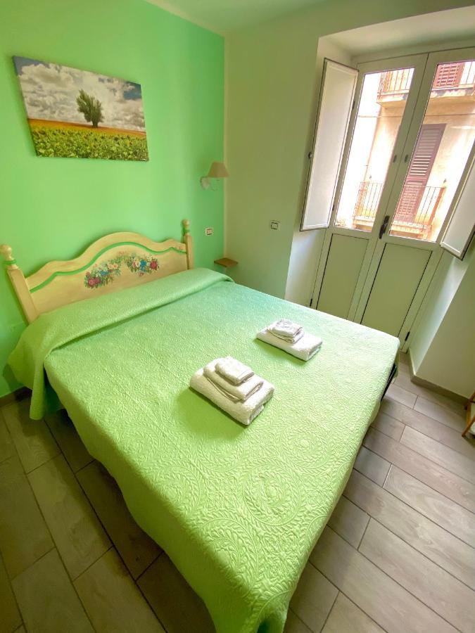 Scilla Centro Bed & Breakfast Екстериор снимка